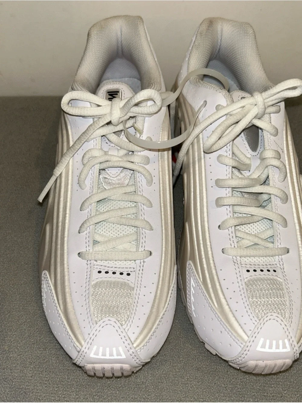Nike these making cw2626